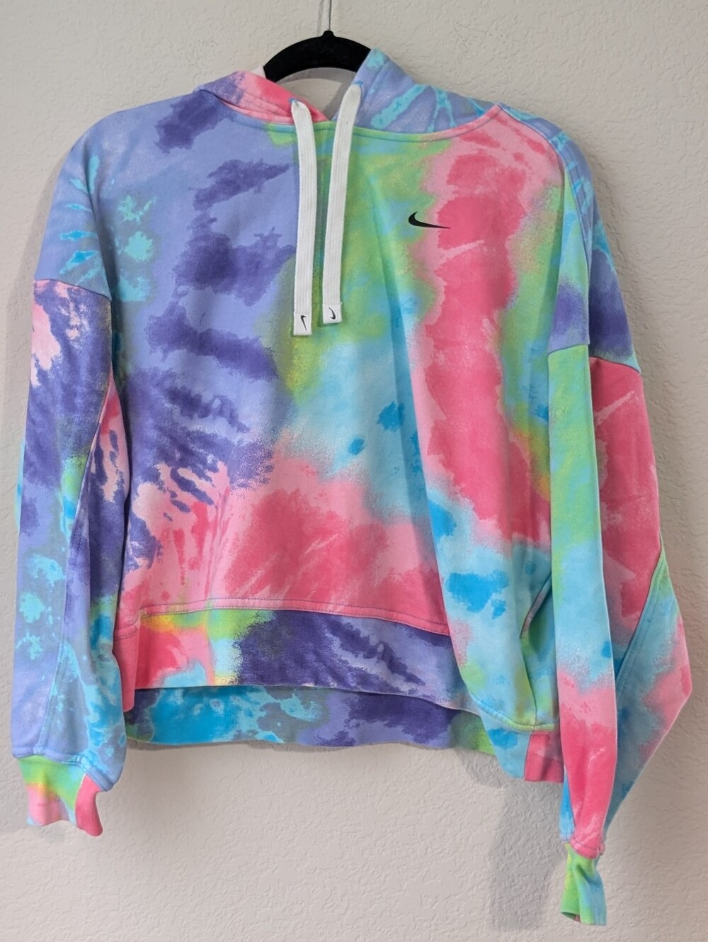 Nike Training Plus Dri-FIT fleece tie dye Crop hoodie in multicolor Size Large - Picture 2 of 9